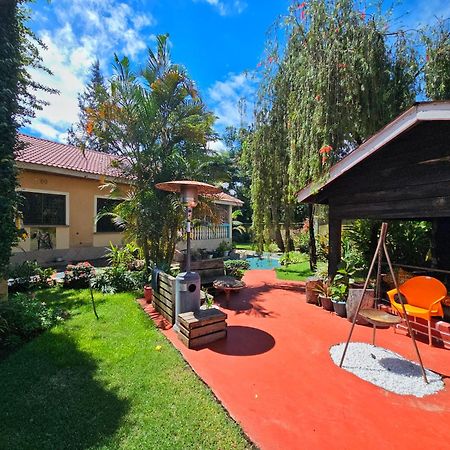 Hotel Mazzola Safari House & Backpacking Arusha Exterior foto