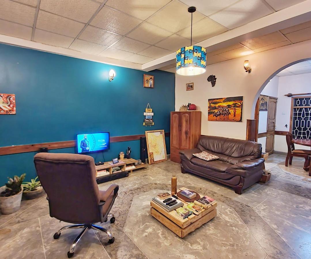 Hotel Mazzola Safari House & Backpacking Arusha Exterior foto