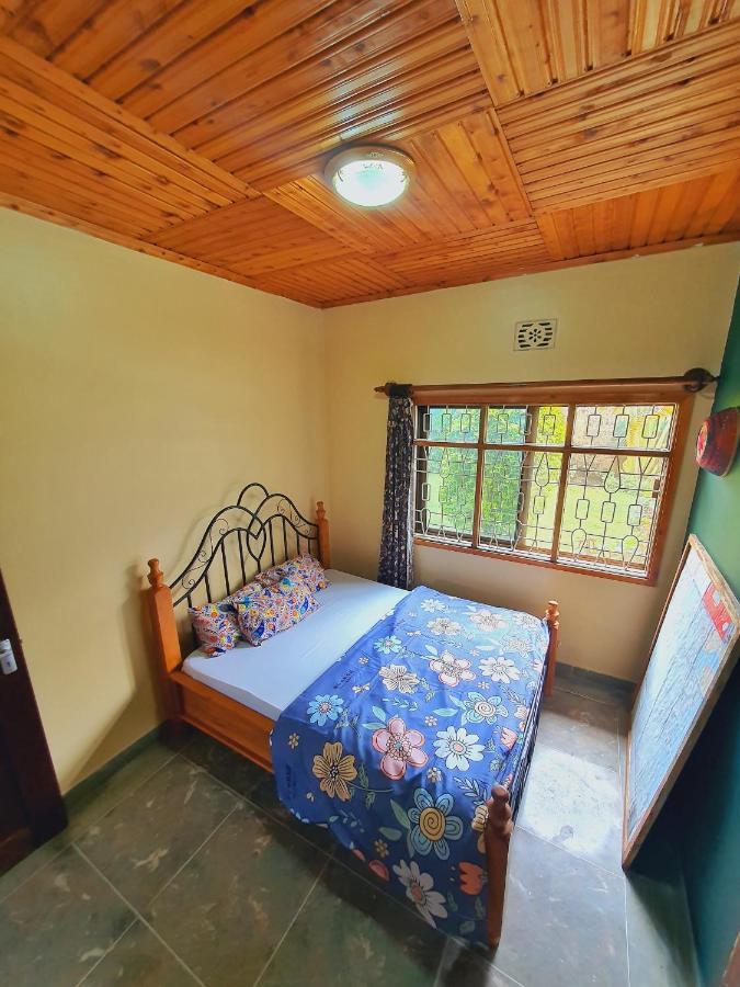 Hotel Mazzola Safari House & Backpacking Arusha Exterior foto